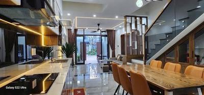 Cho thuê nhà riêng, 4 phòng ngủ, 150m², Hòa Xuân, Đà Nẵng - Thumbnail 1