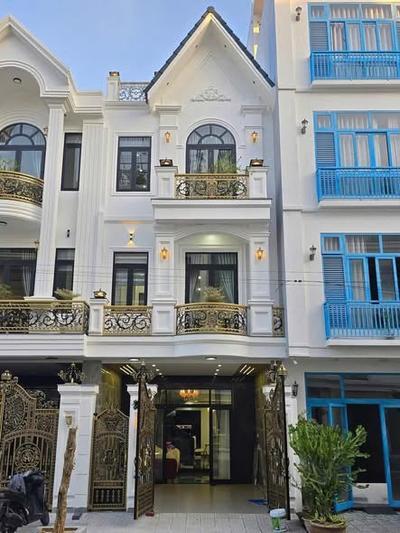 House for rent, 4 bedrooms, Hòa Khánh, Đà Nẵng - Thumbnail 1