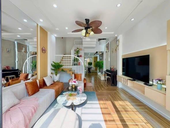 House for rent, 4 bedrooms, Thanh Khê, Đà Nẵng - Photo 3