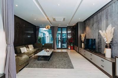 Villa for rent, 4 bedrooms, 300m², Hòa Xuân, Đà Nẵng - Thumbnail 1