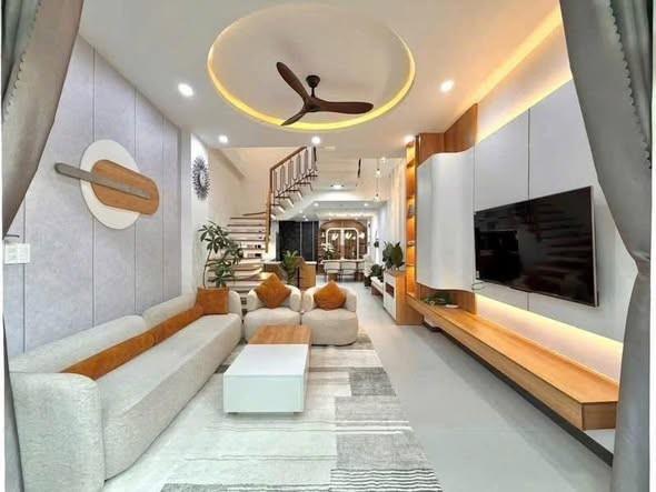 Cho thuê nhà riêng, 3 phòng ngủ, 70m², Hoàng Diệu, Hải Châu, Đà Nẵng - Photo 2