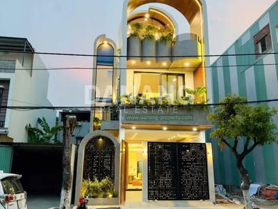 Cho thuê biệt thự, 4 phòng ngủ, 130m², Nguyễn Tất Thành, Hải Châu, Đà Nẵng - Thumbnail 1