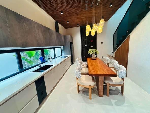 Cho thuê nhà riêng, 4 phòng ngủ, Phạm Cự Lượng, Ngũ Hành Sơn, Đà Nẵng - Photo 1