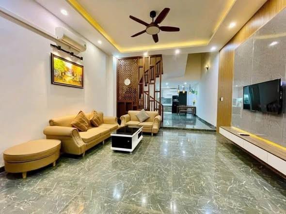 Cho thuê nhà riêng, 4 phòng ngủ, Đống Đa, Hải Châu, Đà Nẵng - Photo 1