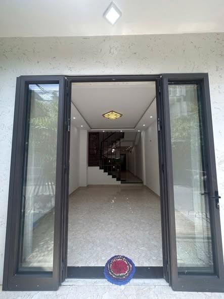 Cho thuê nhà riêng, 4 phòng ngủ, Hoàng Tích Trí, Hải Châu, Đà Nẵng - Photo 2