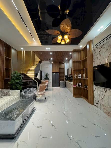 Cho thuê nhà riêng, 4 phòng ngủ, 50m², Trần Cao Vân, Hải Châu, Đà Nẵng - Photo 1