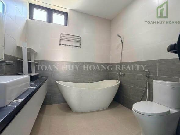 Cho thuê biệt thự, 3 phòng ngủ, Trương Sĩ, Thanh Khê, Đà Nẵng - Photo 4