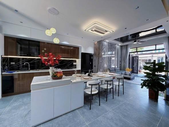 House for rent, 3 bedrooms, Hoà Minh, Hòa Khánh, Đà Nẵng - Photo 2